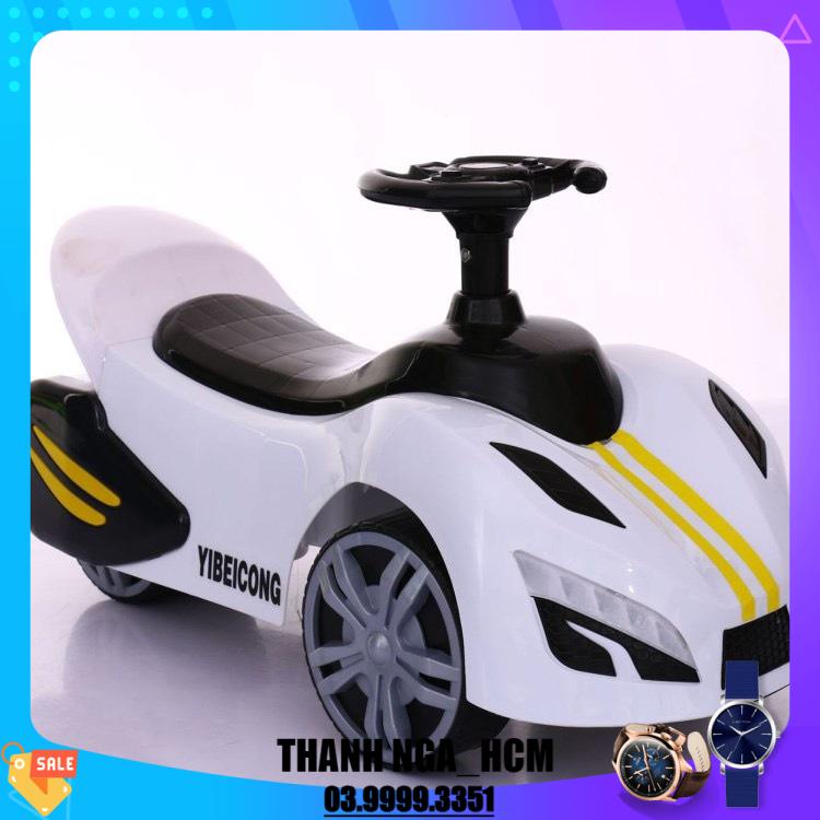 Xe lắc , xe chòi chân hình ô tô cho bé có nhạc và đèn,  dành cho bé 1-5