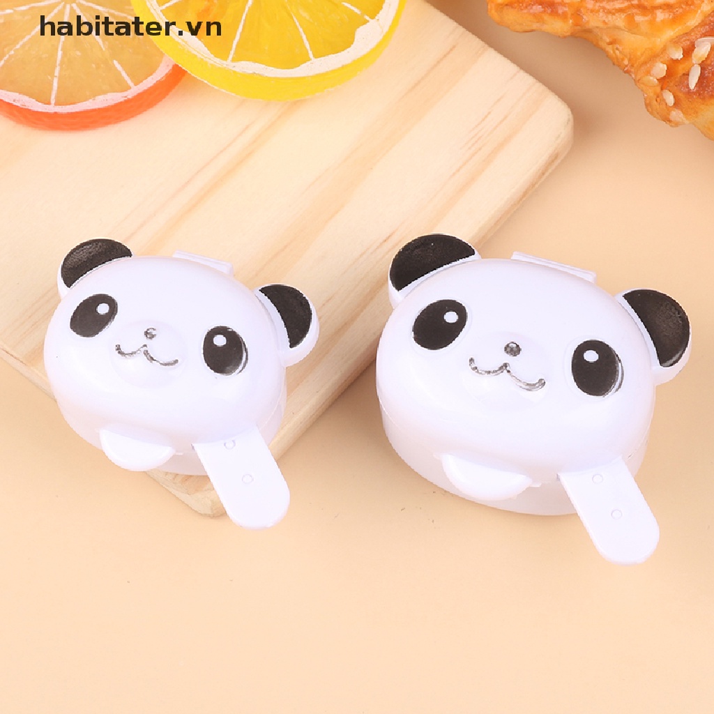 Set 2 Bình Đựng Nước Sốt Mini Hình Gấu Trúc Dễ Thương