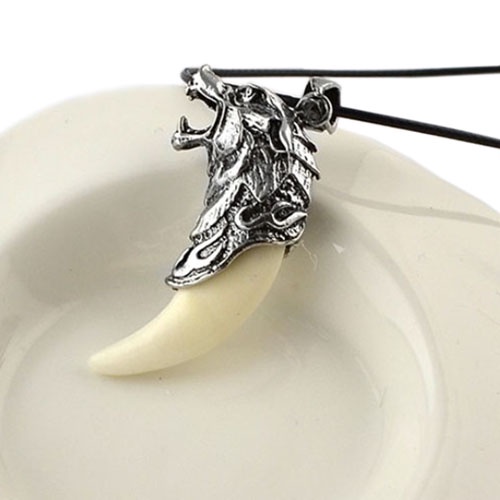 Vòng cổ Mặt Răng Sói Thời Trang Cá Tính Cho Nam