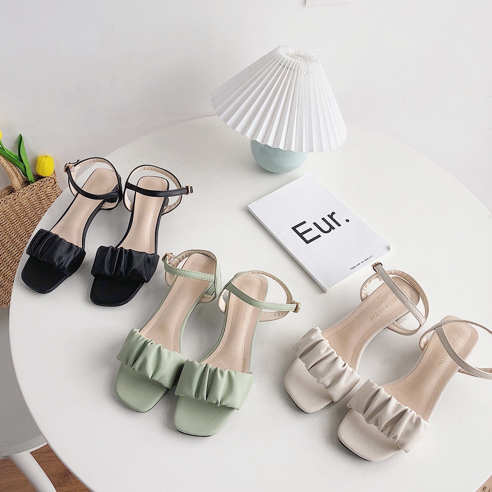 Giày sandal  nữ cao gót 4P quai ngang nhúm gót vuông trẻ trung hiện đại