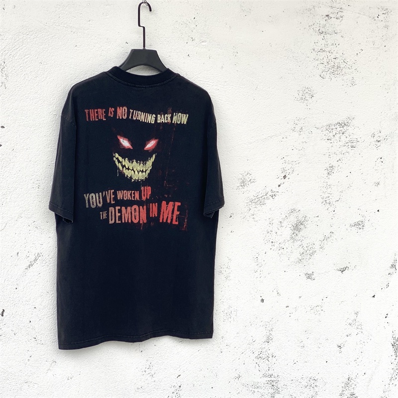 Commotion band &quot;Flaming Venom&quot; Phun Mực Trực Tiếp In Trực Tiếp Từ Trực Tiếp Kiểu vintage Tay Ngắn Cũ