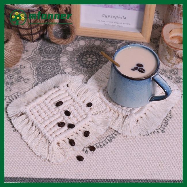 Tấm Lót Bàn Ăn Cách Nhiệt Chống Bỏng Hình Vuông Bằng Sợi Cotton Bện Phối Tua Rua