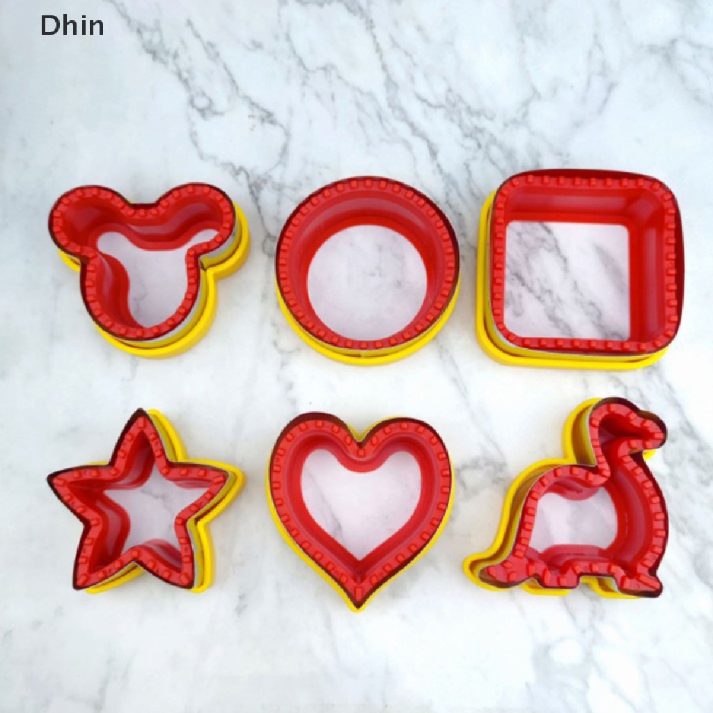 Khuôn Cắt Bánh Sandwich / Trái Cây Thiết Kế Độc Đáo Tiện Dụng Cho Bé
