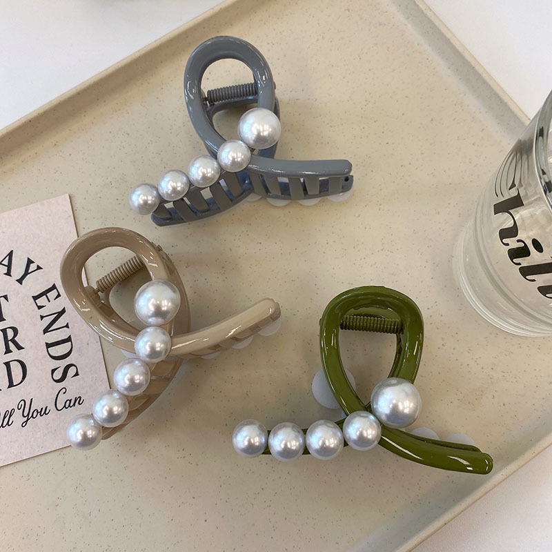 Kẹp Tóc Hình Cá Mập Đính Ngọc Trai Phong Cách Mới 2023 Cho Nữ