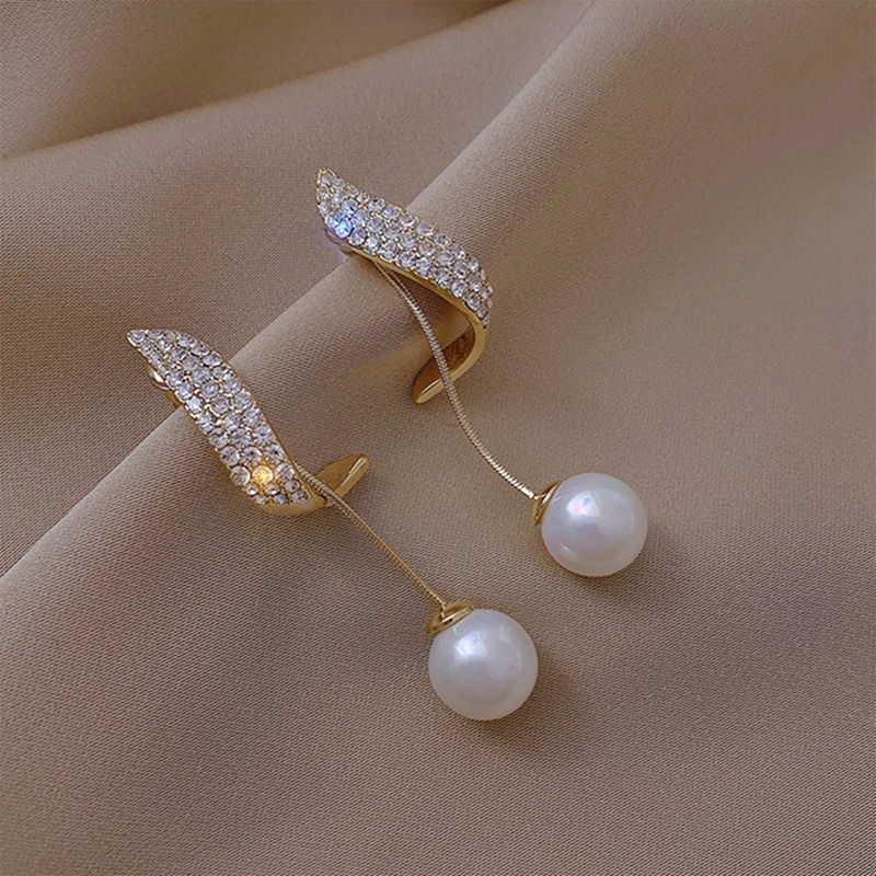 Bông Tai Mạ Vàng Đính Ngọc Trai Và Đá Zircon Phong Cách Hàn Quốc