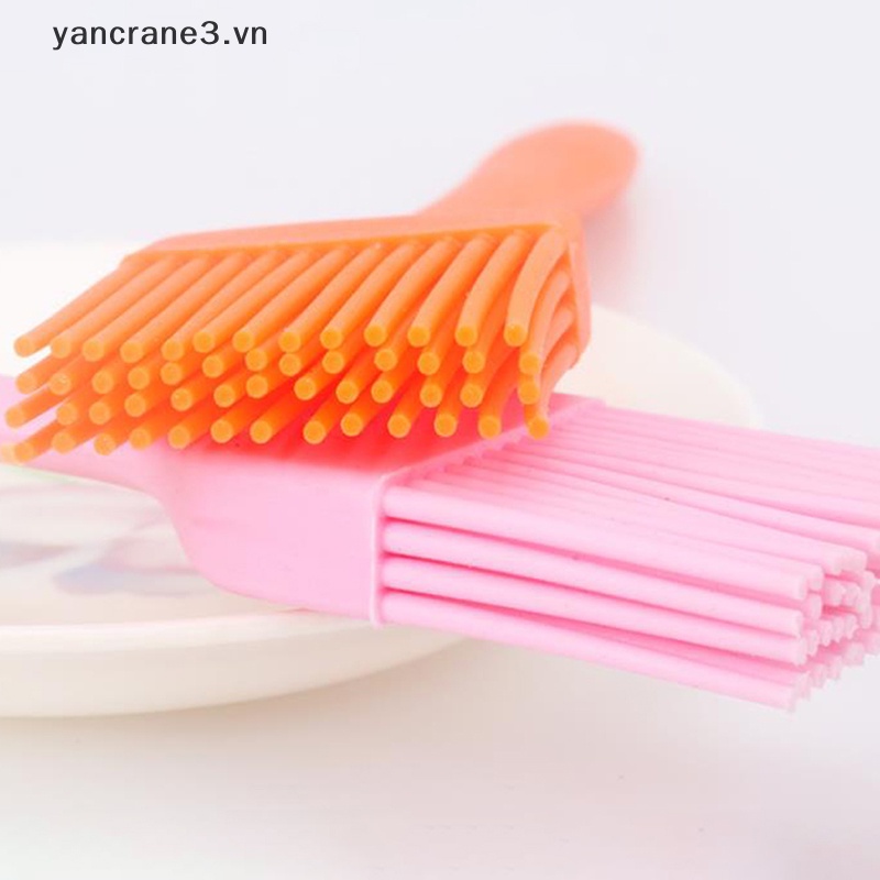 1 Dụng Cụ Làm Bánh Kem / Dầu / Bánh Mì Bằng Silicone Dùng Trong Nhà Bếp yancrane3.vn