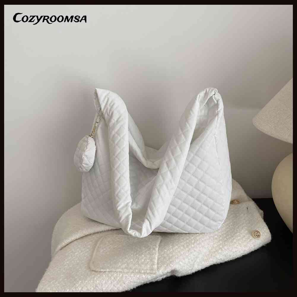 Túi Đeo Chéo Bằng Nylon Chần Bông Hình Thoi Đơn Giản Với Ví Cho Nữ