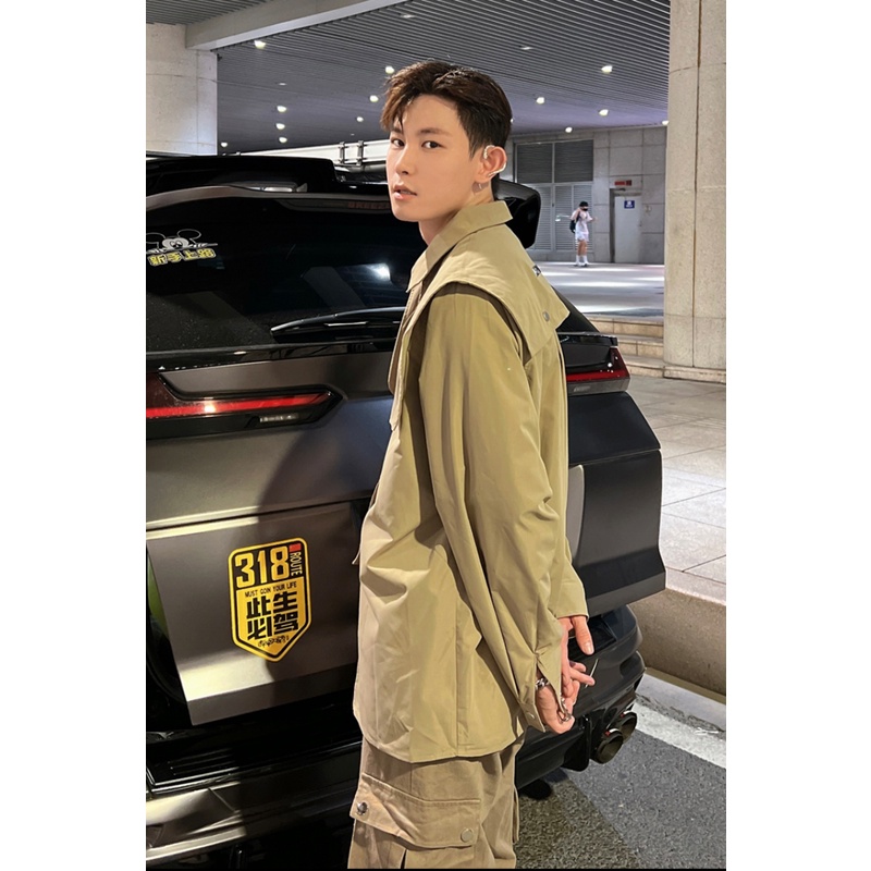 Áo Khoác Thời Trang Cá Tính Trẻ Trung