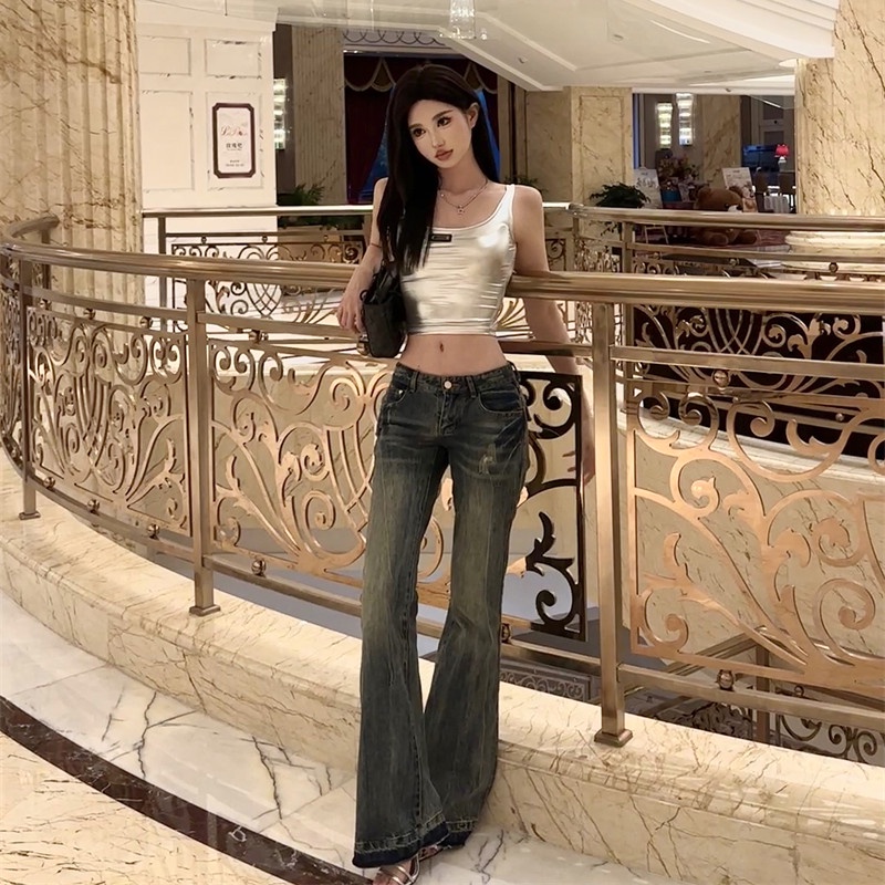 Áo Croptop Hai Dây Màu Bạc Gợi Cảm Cho Nữ