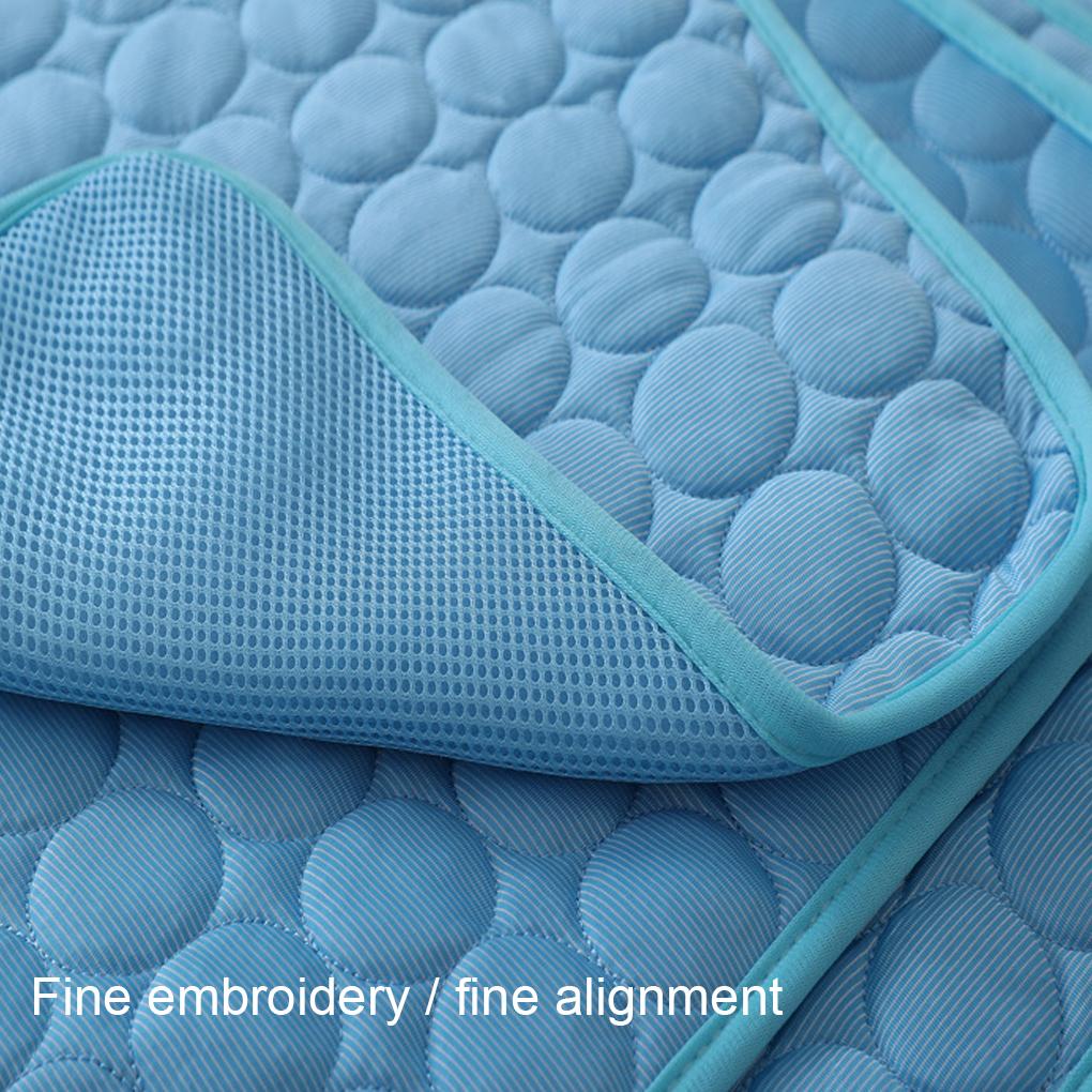 Thảm Lót Cho Thú Cưng Có Thể Giặt Lại Thiết Kế Nhiều Màu Sắc Tiện Dụng