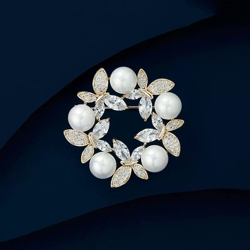 Trâm Cài Áo Hình Bướm Đính Ngọc Trai Sang Trọng Cho Nữ