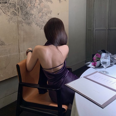 Đầm Hai Dây Vải Satin Dáng Ôm Thời Trang Pháp Quyến Rũ Cao Cấp Cho Nữ