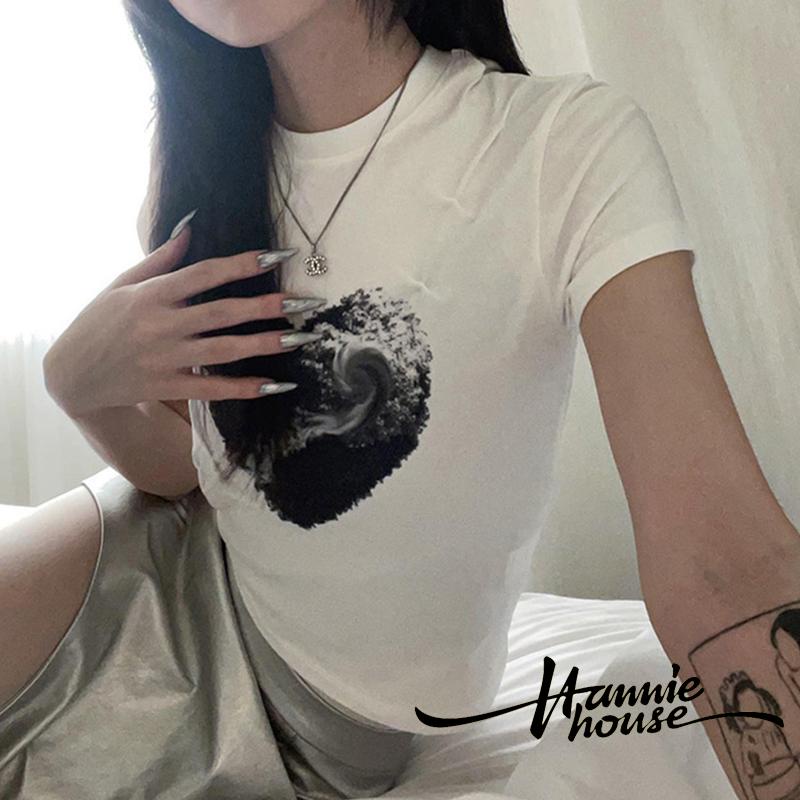Áo Croptop Ngắn Tay Cổ Tròn In Họa Tiết Trái Tim Xinh Xắn Theo Phong Cách Đường Phố Dành Cho Nữ