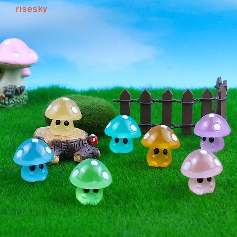 Set 10 Mô Hình Nấm Mini Phát Sáng Nhiều Màu Sắc