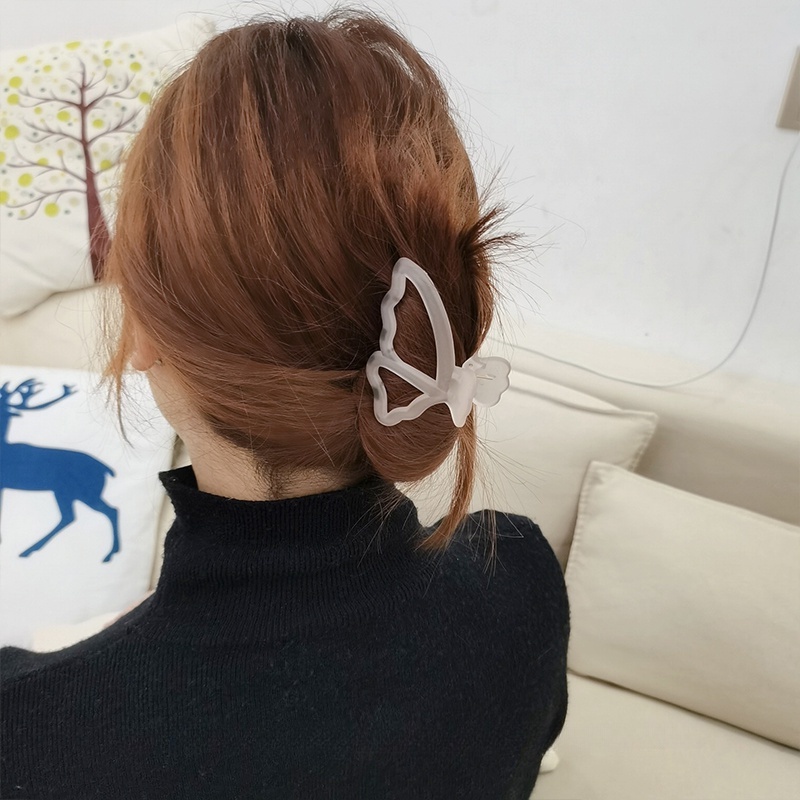 Kẹp Tóc Trong Suốt Hình Bướm Thanh Lịch Và Ngọt Ngào Mới