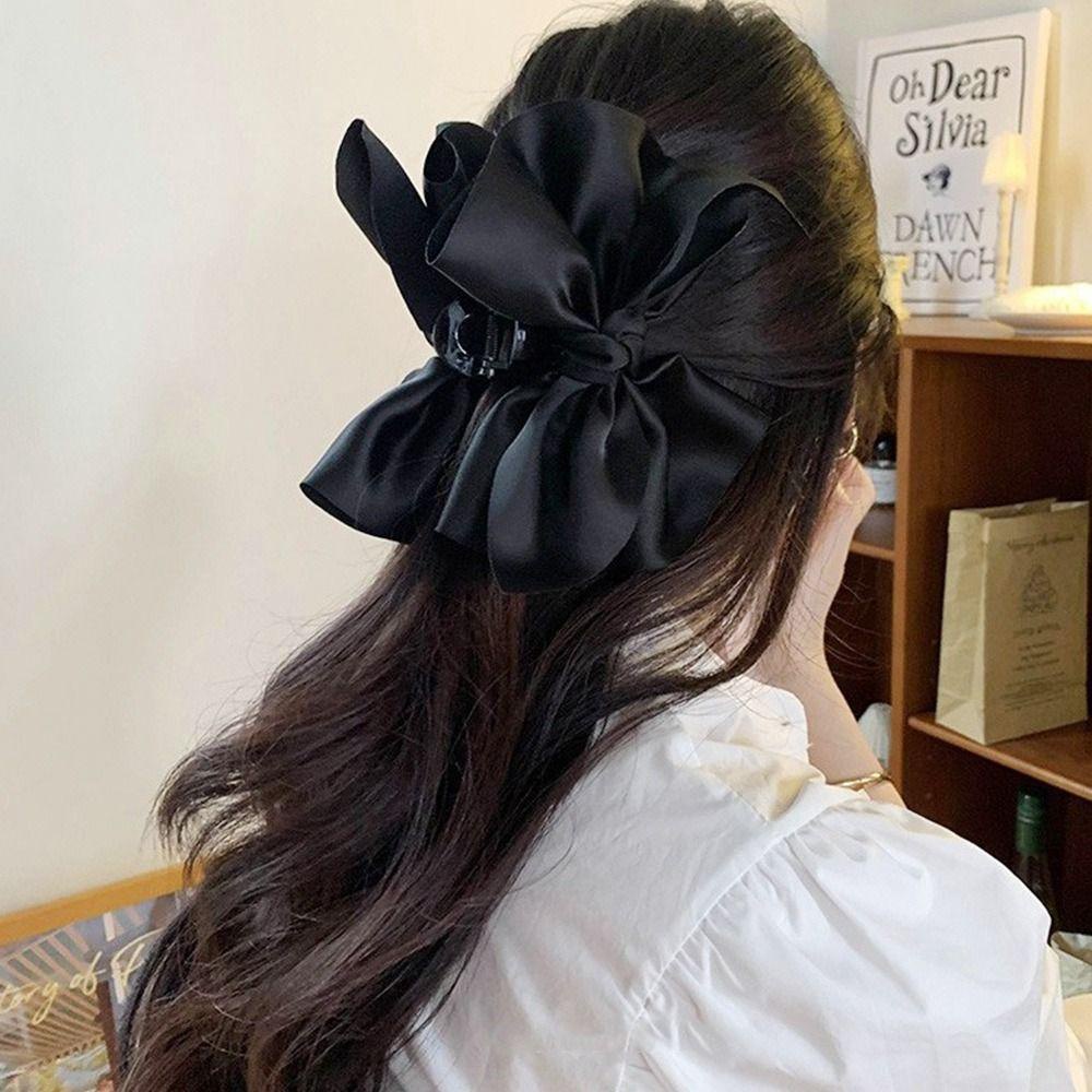 Kẹp Tóc Đuôi Ngựa Hình Bướm Thanh Lịch