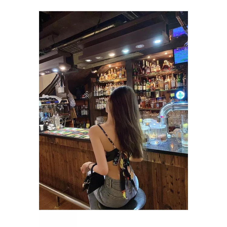 [Hàng Quảng Châu]SP533 Áo 2 dây lụa yếm hình hoa thắt nơ hở lưng Giống ảnh 100%