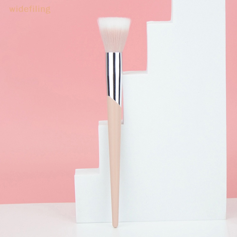 1 Cọ Trang Điểm Tán Nền Lông Mềm