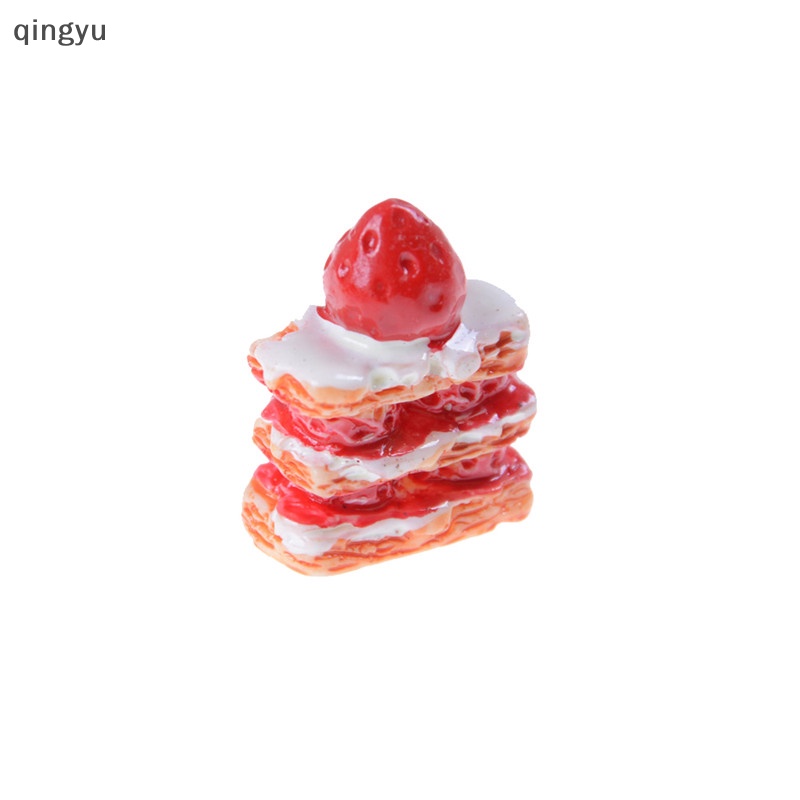 Bộ 5 Mô Hình Bánh Kem Dâu Mini Trang Trí Nhà Búp Bê