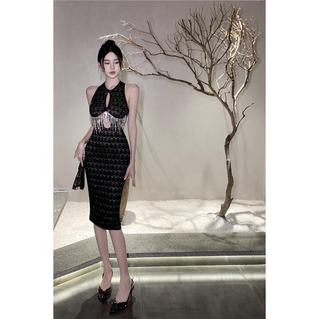 ~ ~ Đầm Ôm Eo Cổ Yếm Phối Ren Rỗng Phong Cách Mới Dành Cho Nữ