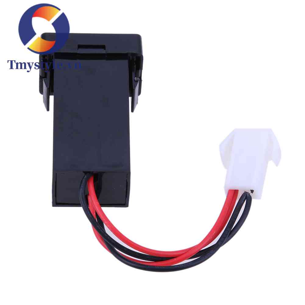 Ổ Cắm Sạc Hai Cổng USB Dùng Trên Xe Hơi Toyota iPod iPad Điện Thoại Máy Tính Bảng