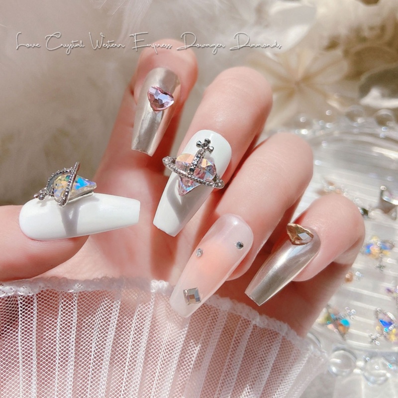 Hộp Phụ Kiện Kim Loại 3D Đính Trang Trí Móng Tay Hình Trái Tim