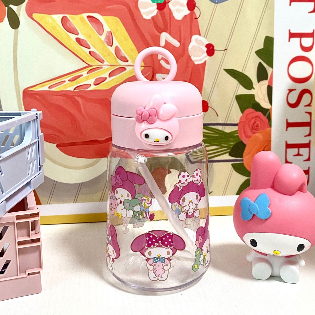 SANRIO Bình Nước Nhựa Có Ống Hút Chống Rơi Họa Tiết Melody Cinnamoroll Kuromi Dễ Thương Cho Nữ
