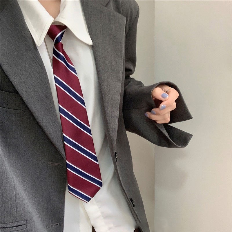 Cà Vạt Đồng Phục Học Sinh Nhật Bản Kẻ Sọc Đỏ Xanh Không Cà Vạt