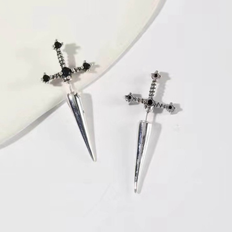 Khuyên Tai Đính Đá Phong Cách Gothic Punk Cổ Điển