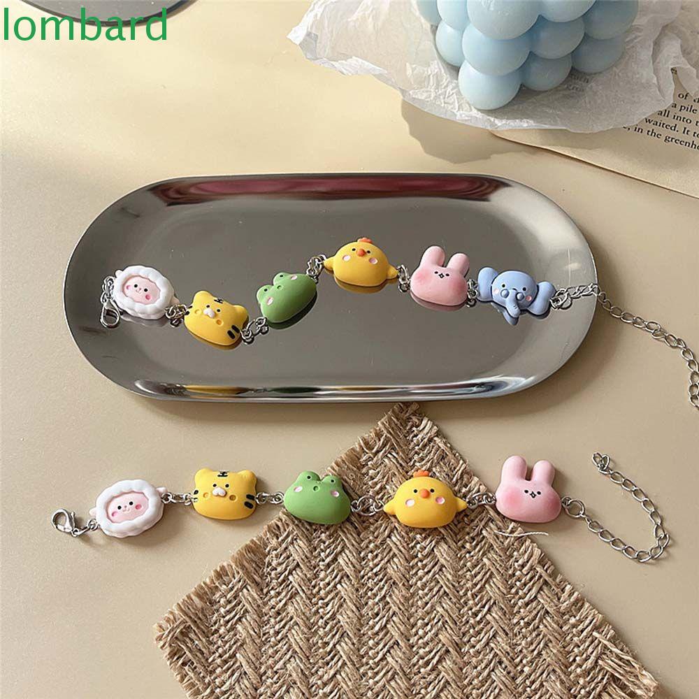 Vòng Tay Thủ Công Bằng Thép Không Gỉ Mặt Hình Mèo Kitty Dễ Thương Cho Nữ