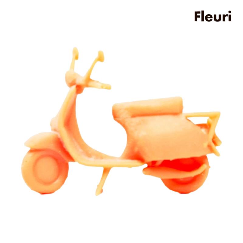 Mô Hình Tàu Lửa Không Sơn Bằng Nhựa Resin Tỉ Lệ 1 / 64
