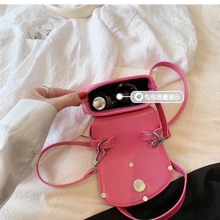 Túi Đeo Chéo Dáng Vuông Nhỏ Thiết Kế Mới Dễ Phối Đồ Cho Nữ