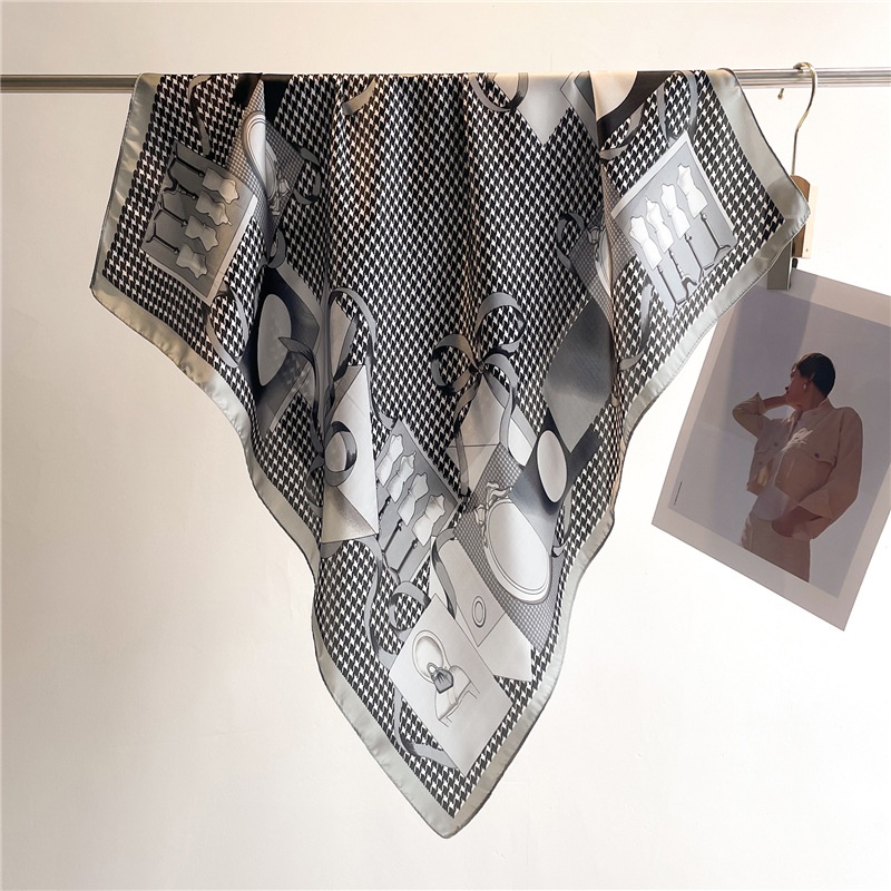 Khăn Choàng Cổ Hình Vuông 70X70Cm Bằng Lụa Giả Thời Trang Cho Nữ