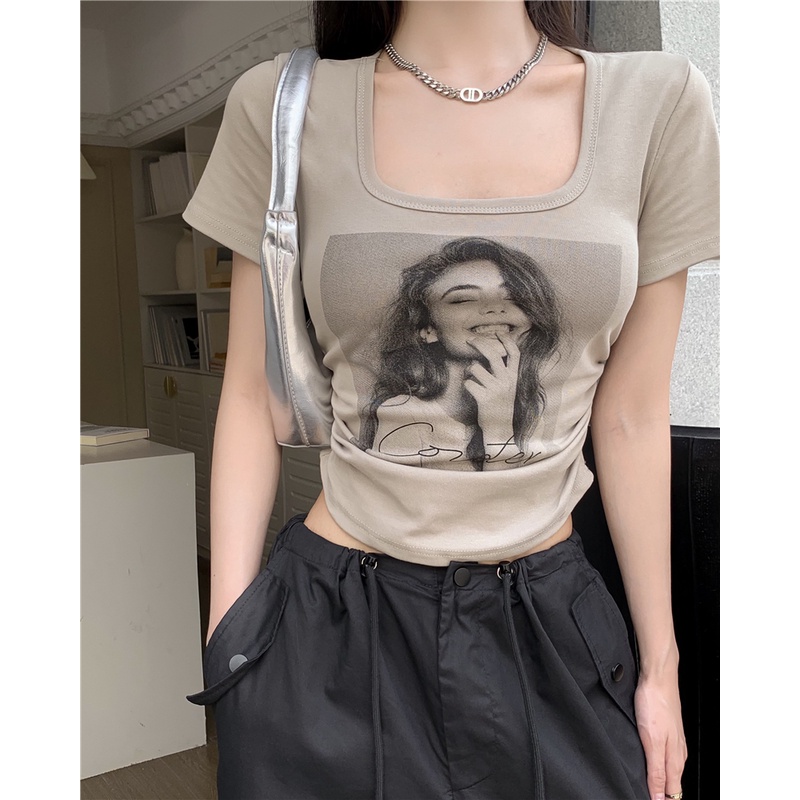 Áo Thun Tay Ngắn Cổ Vuông In Hình Chân Dung Thời Trang