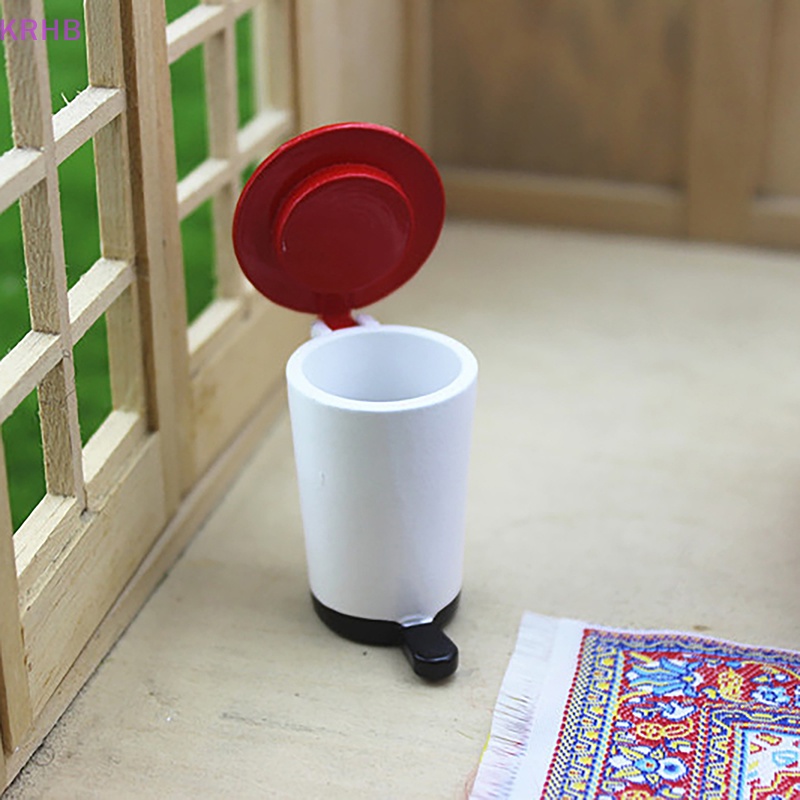 Thùng Rác Mini Đồ Chơi Cho Nhà Búp Bê Mới