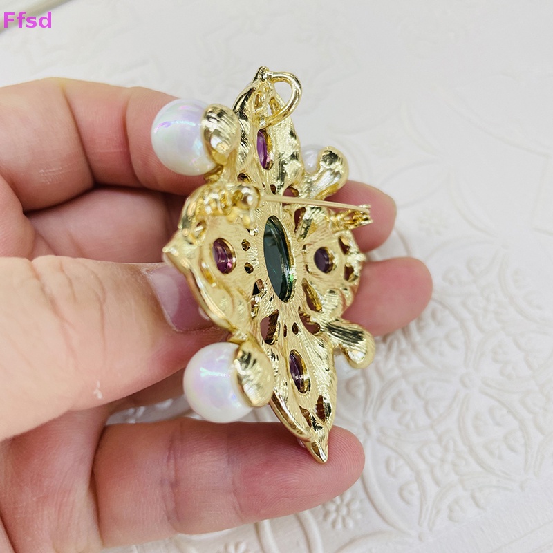 {Ffsd} Ghim Cài Áo Khoác Thời Trang Hình Thánh Giá Bằng Thủy Tinh Đục Lỗ Nhiều Màu Sắc Vintage Niche Bán Chạy *