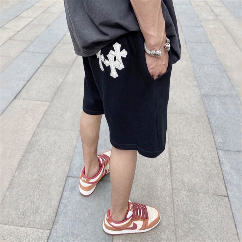 Quần Short Thể Thao Da Dáng Rộng Lưng Thun Co Giãn Tốt Thiết Kế Cá Tính Cho Nam Và Nữ