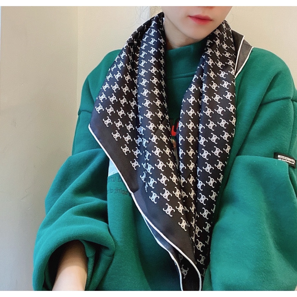 Khăn Quàng Cổ Vuông Lụa In Chữ C Sang Trọng Cho Nữ Đen