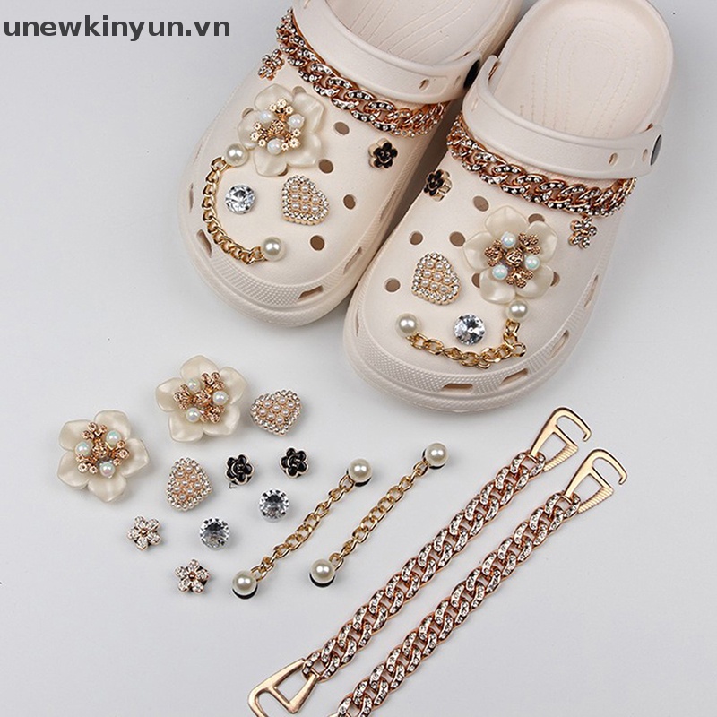 Uu 1 Set Phụ Kiện Trang Trí Giày Hình Bướm Punk Có Thể Tháo Rời