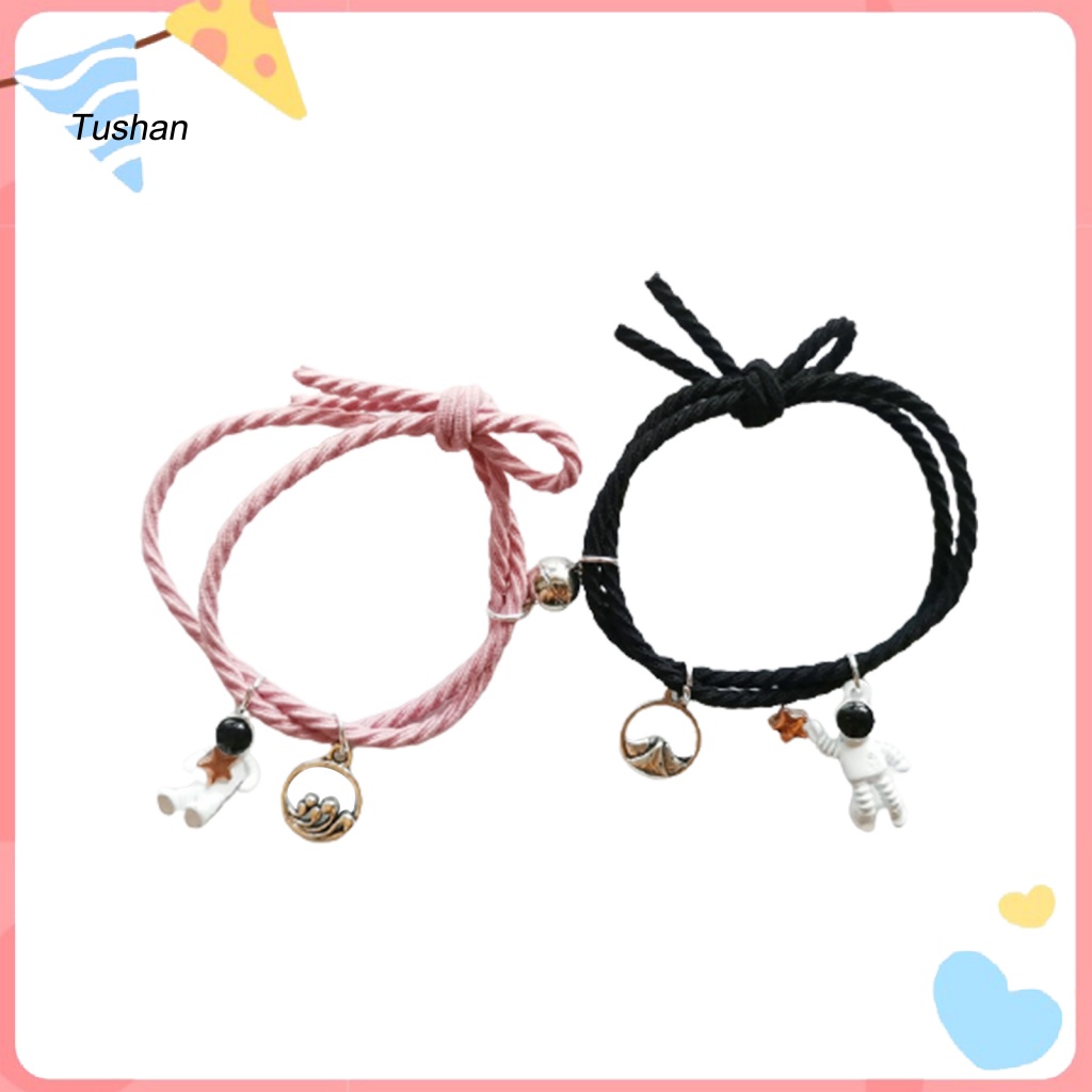 Bộ 2 Vòng Tay Hợp Kim Từ Tính Mặt Hình Phi Hành Gia Đáng Yêu Thời Trang Cho Nữ