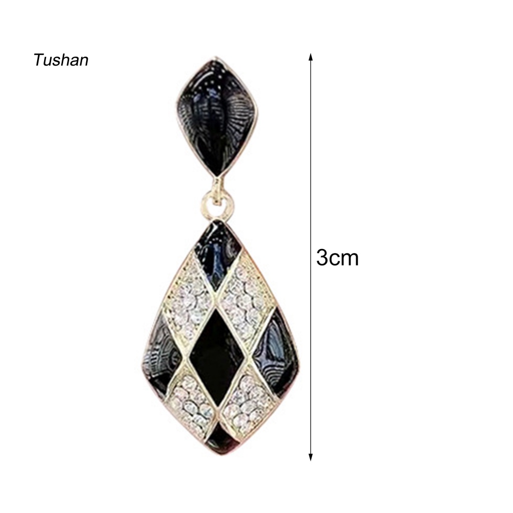 1 Đôi Bông Tai Hình Thoi Đính Đá Chống Dị Ứng Màu Sắc Tương Phản Dành Cho Nữ