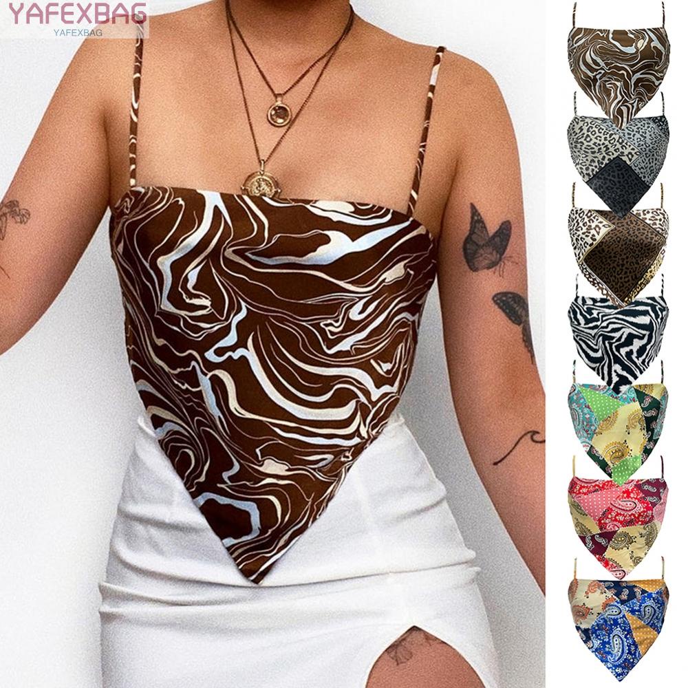 Áo Croptop Sát Nách Hoạ Tiết In Thiết Kế Hở Lưng Quyến Rũ