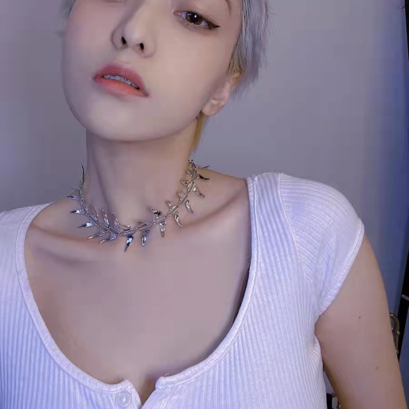 Vòng cổ Xương Cá Ngắn Phong Cách Hip hop Đơn Giản Cho Nữ