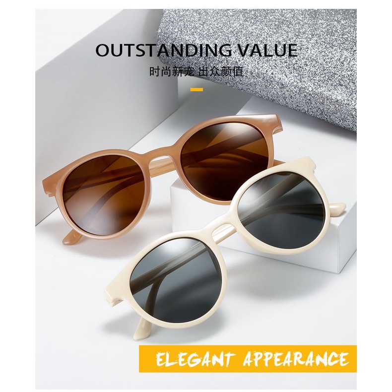 Kính râm gọng tròn nhỏ phong cách Hàn Quốc