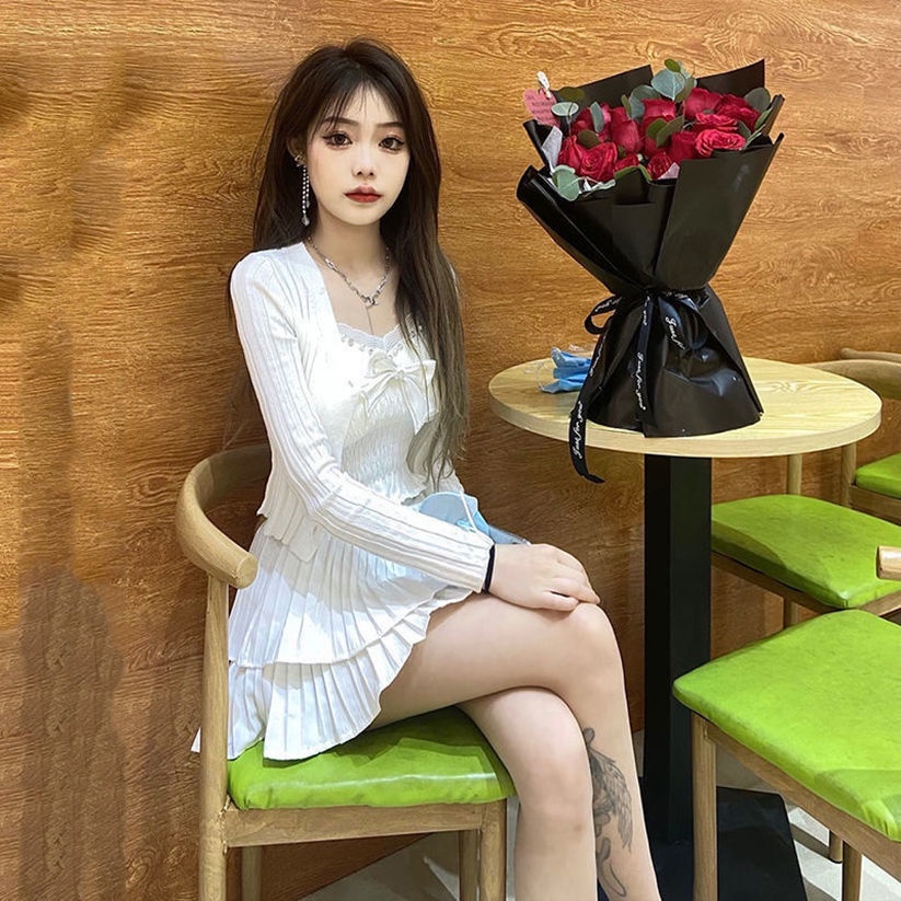 Set Áo Khoác Cardigan Dệt Kim + Áo Hai Dây + Chân Váy Xếp Tầng Xinh Xắn Cho Nữ