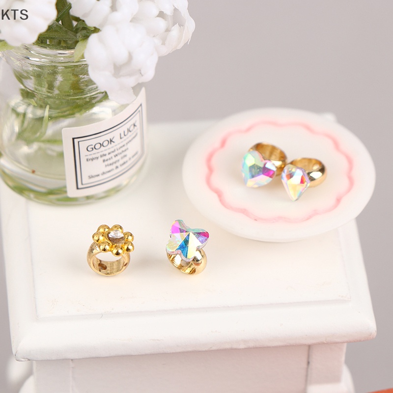 Nhẫn Kim Cương Giả Hình Hoa Hướng Dương / Bướm Tỉ Lệ 1: 6 Cho Nhà Búp Bê