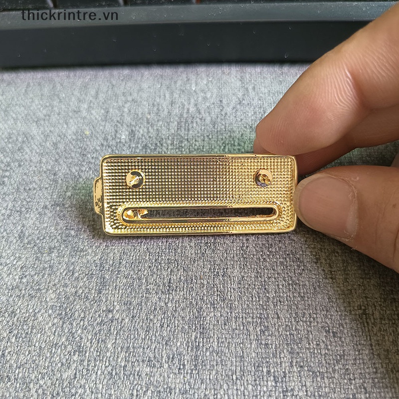 Huy Hiệu Tráng Men In Chữ Vui Nhộn 7 Ngày