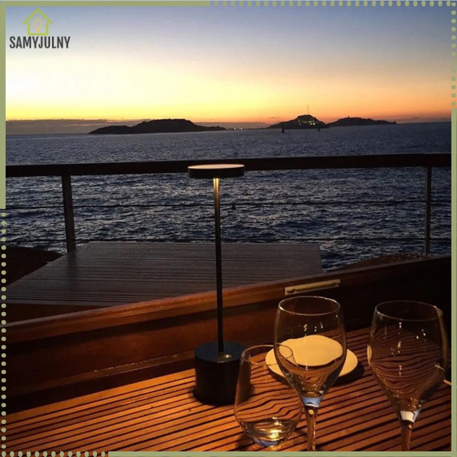 Đèn Led Để Bàn Ba Bước Không Dây Sạc Usb