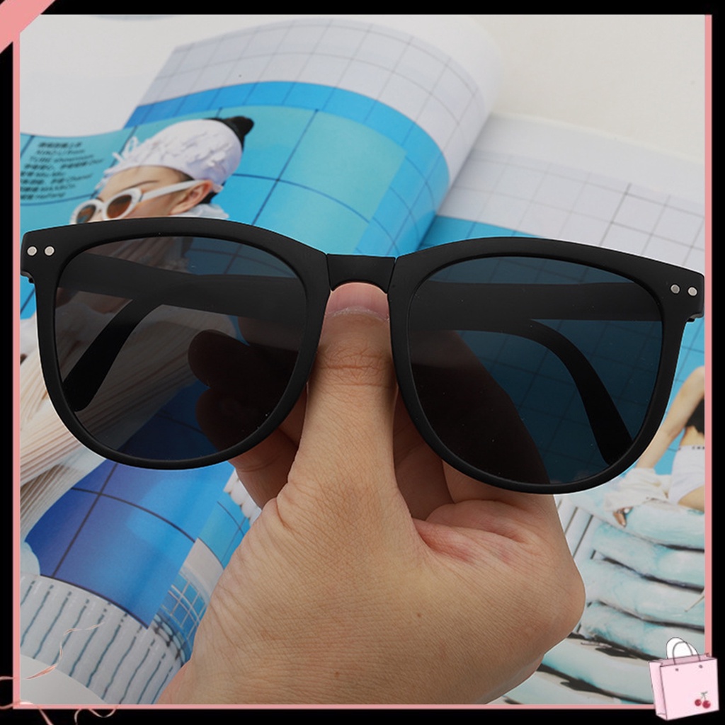 1 Bộ Kính Mát Gọng Nhỏ Chống Tia UV Màu Trơn Thời Trang Kèm Hộp Đựng Cho Nữ