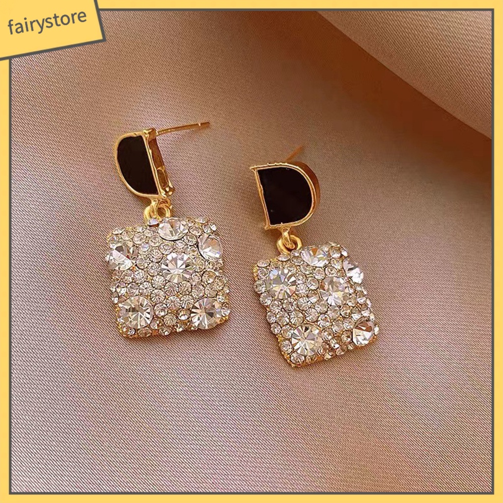 1 Đôi Bông Tai Hình Chữ D Đính Đá Sang Trọng Không Gây Dị Ứng